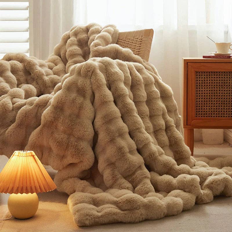 Luxe Faux Fur Throw Blanket - White